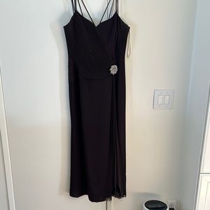 Elegant Black Midi Dress